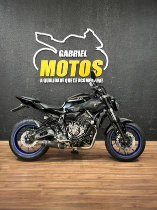 YAMAHA MT-07 ABS YAMAHA MT-07 ABS